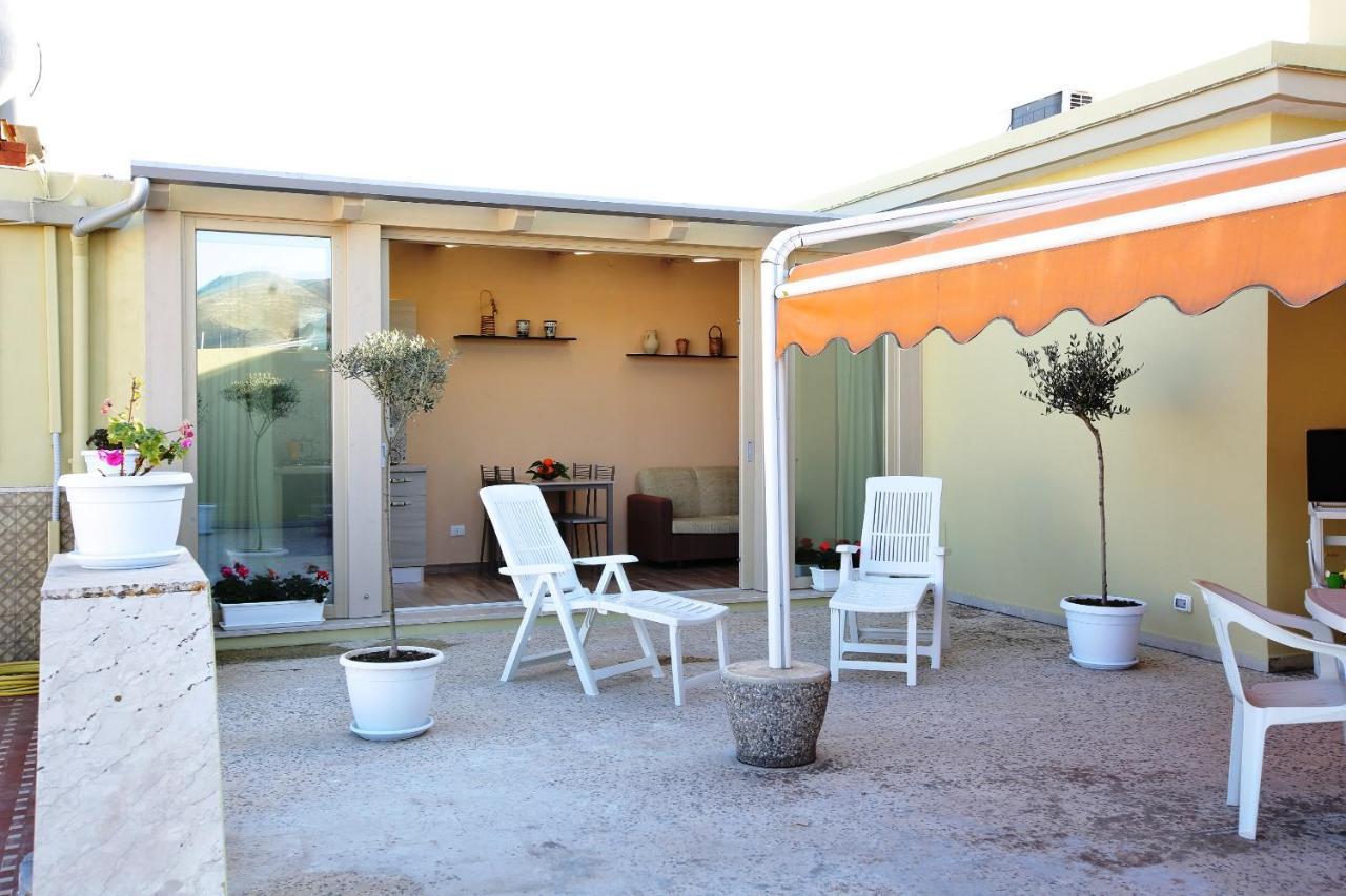 Re Sole Case Vacanze - Esclusivo Attico M A R T E Con Spaziosissima Terrazza Solarium Attrezzata Авола Екстер'єр фото